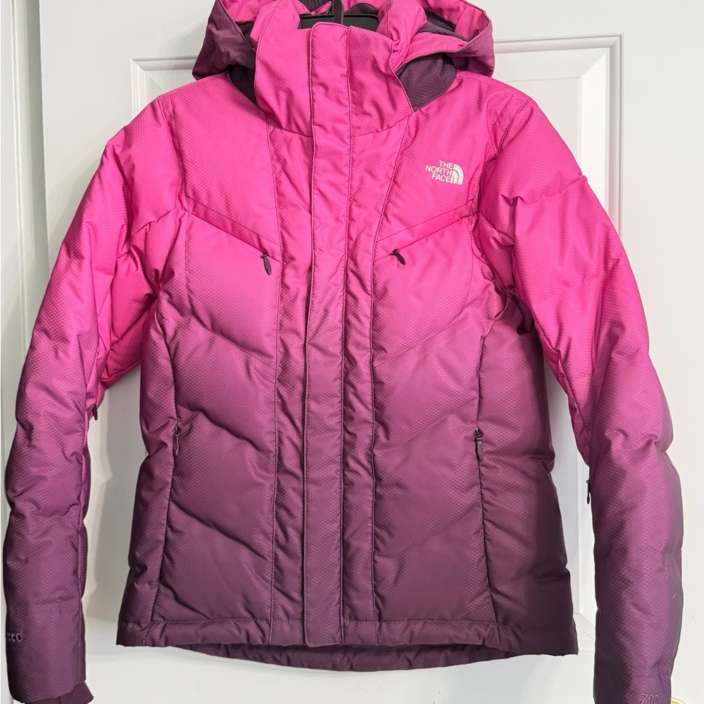 The North Face Women's 700 beautiful ombre Pink and Purple Jacket